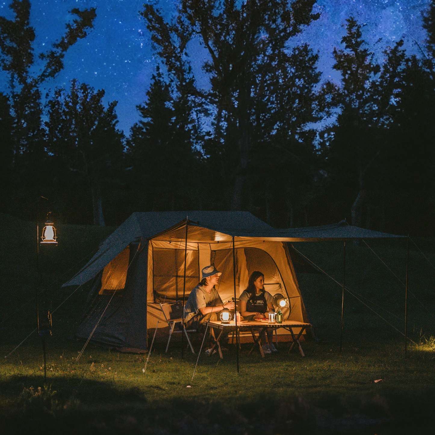 Village 6.0 4-Person Instant Tent