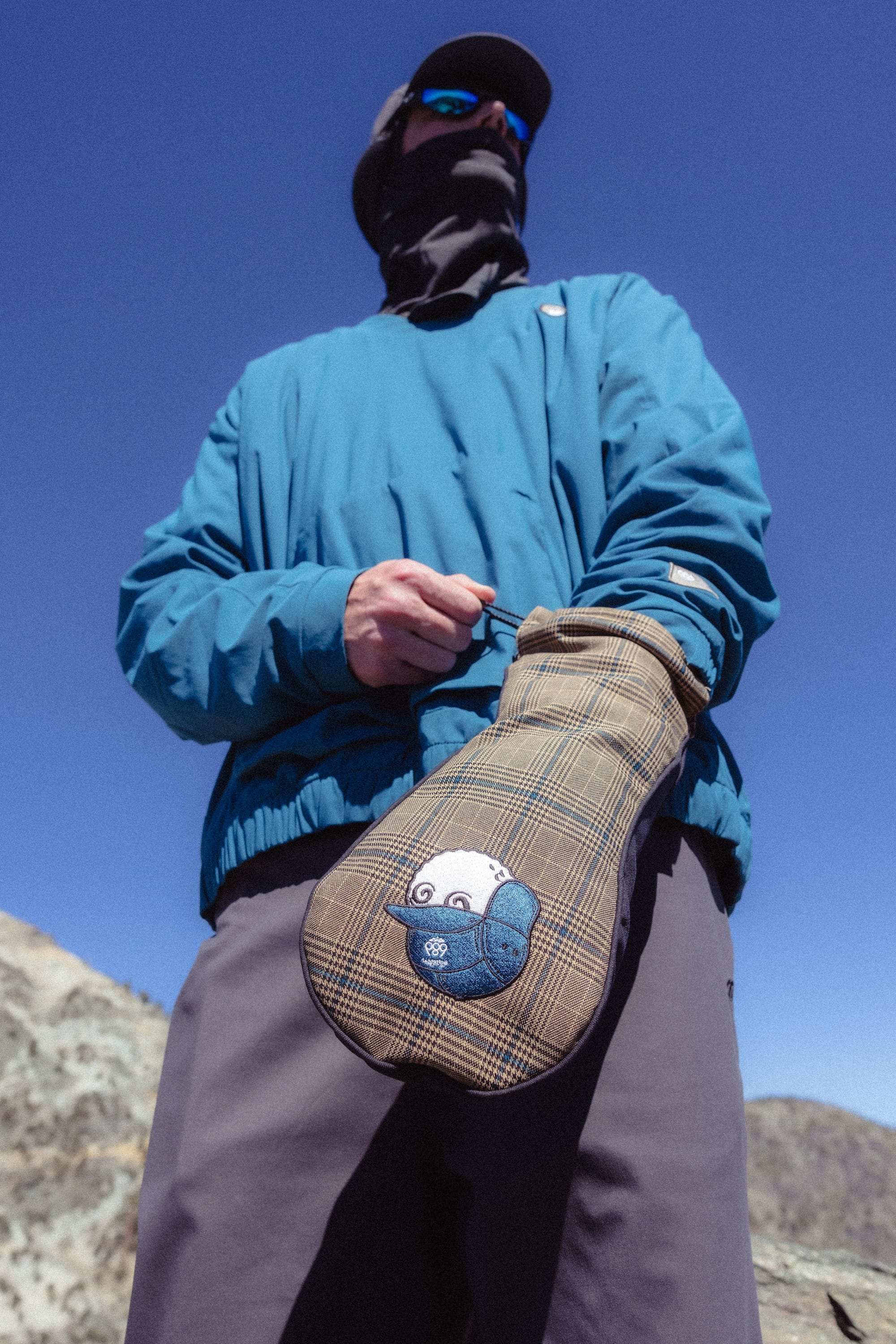 686 x Malbon drirelease® Merino-Lined Headcover Handwarmers