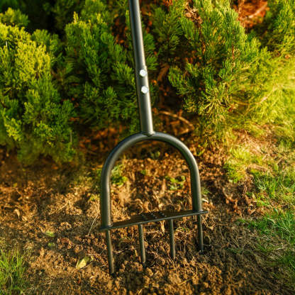 Best Lawn Aerator For Compacted Solid and Lawns