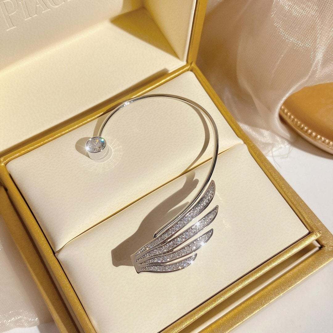 Angel Wing Clips-on Earrings