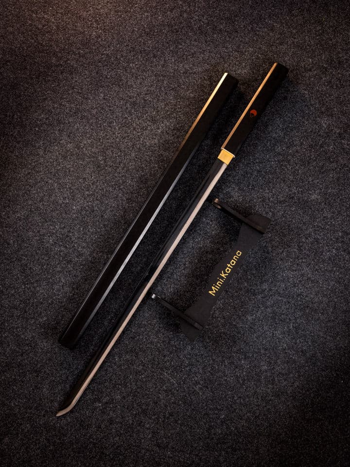 Battle-Ready Sasuke's Black Grass Cutter Sword (SHARP)