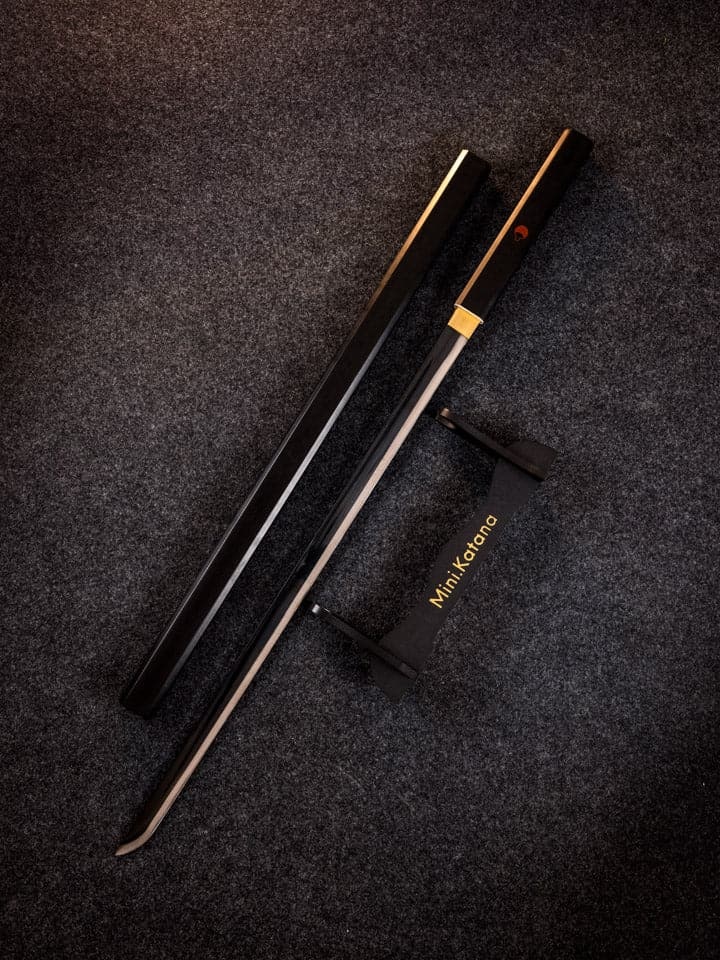 Battle-Ready Sasuke's Black Grass Cutter Sword (SHARP)