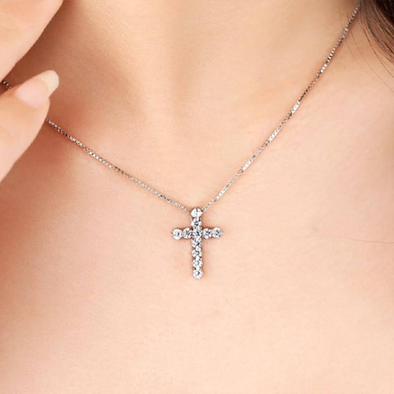 2026 Cross necklace