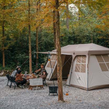 Village 17 8-Person Instant Tent