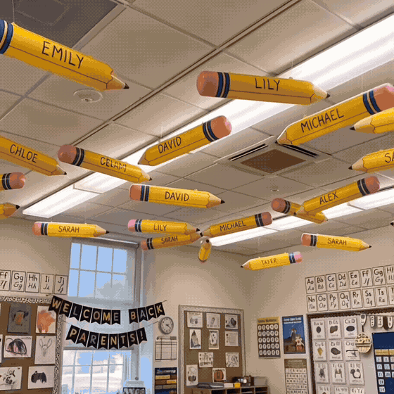 Inflatable pencil classroom decoration demonstration