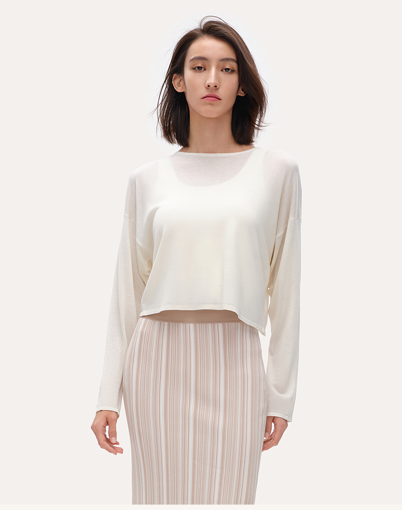 Silkblend Relaxed Fit Backless Long Sleeve Top