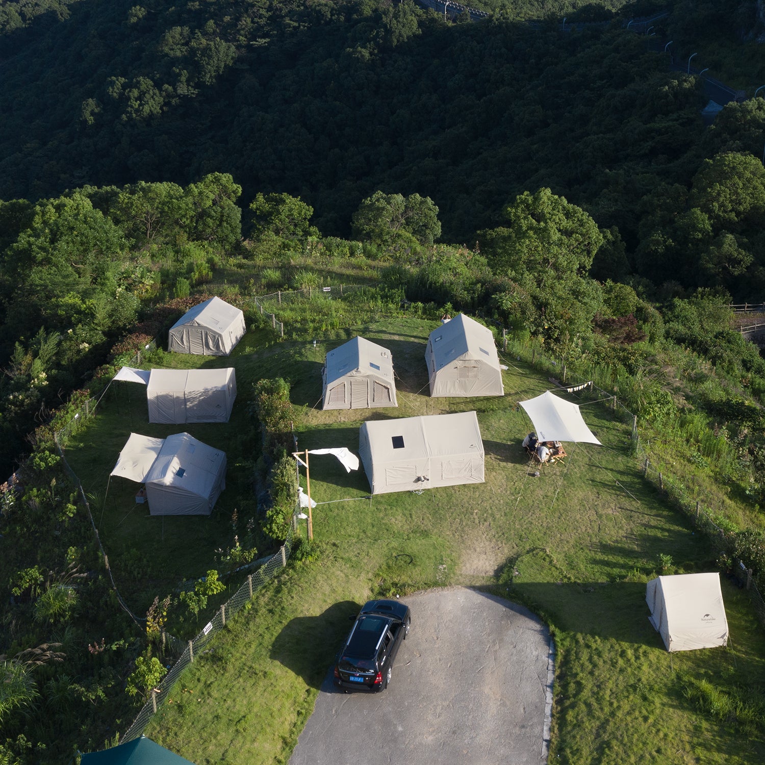 GEN 17.2  Glamping Inflatable Tent