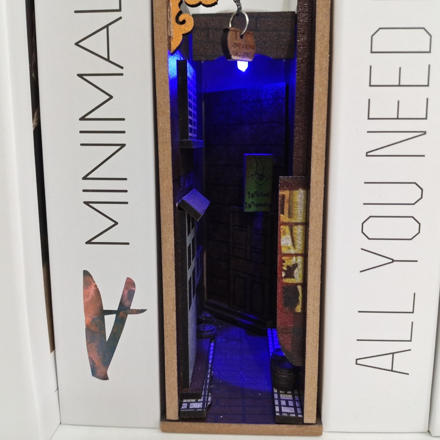Medieval AlleyWorld Bookshelf Insert Box