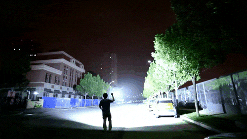 LED flashlight demonstration in motion
