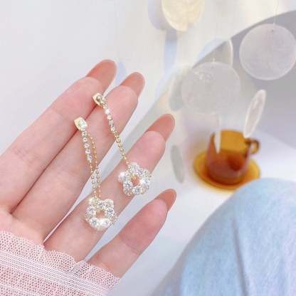  Flowers Dangle Earrings