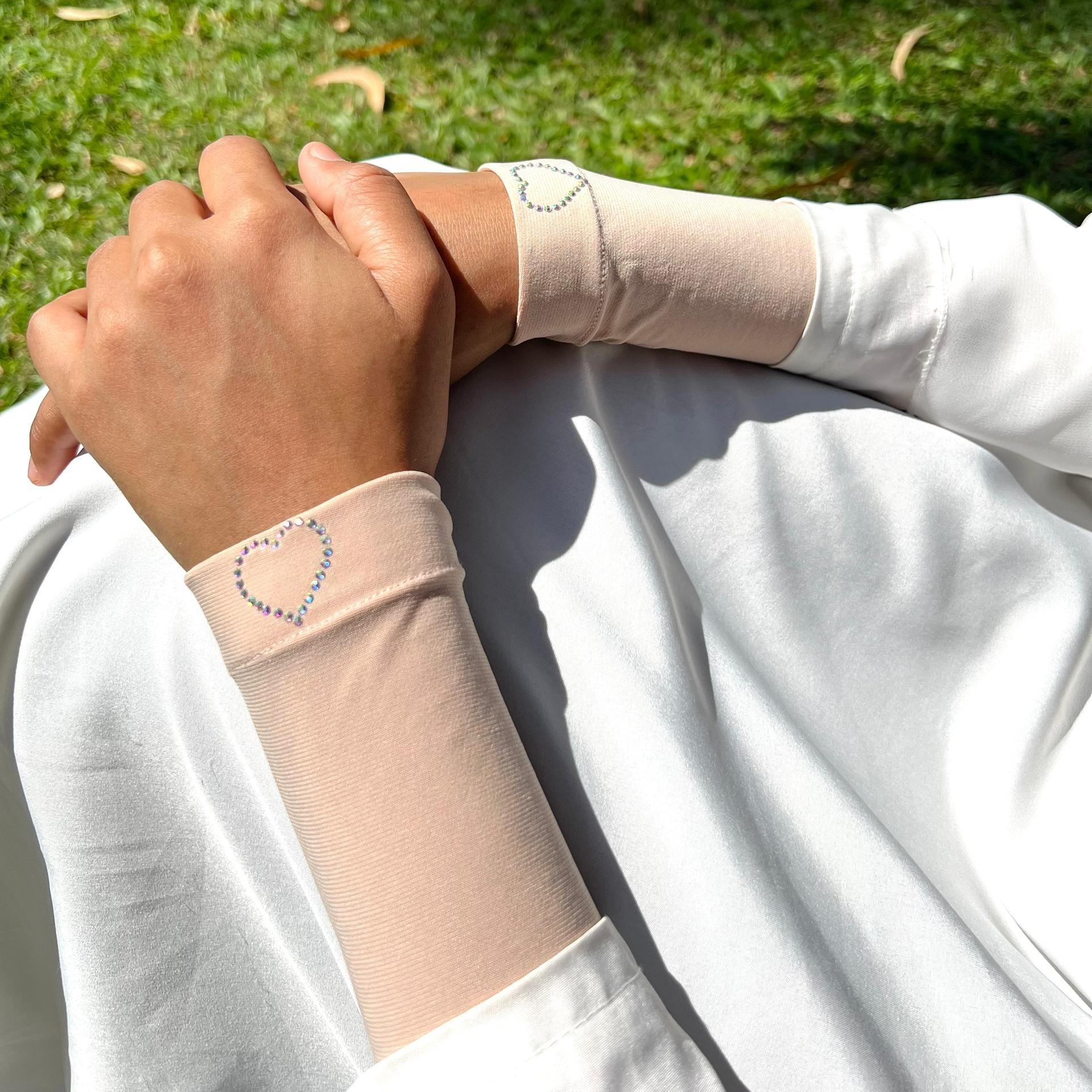 HANDSOCKS LUNARA (edisi raya 2026)