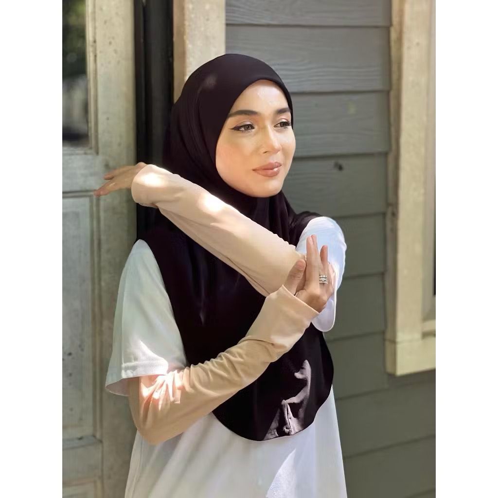 Mini Sport Hijab Muslim Black Sukan Ringan Sejuk Sarung Renang Jogging Instant Serap Peluh Nurbella