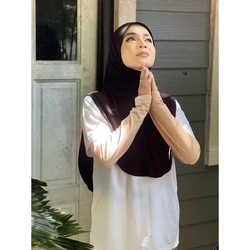 Mini Sport Hijab Muslim Black Sukan Ringan Sejuk Sarung Renang Jogging Instant Serap Peluh Nurbella
