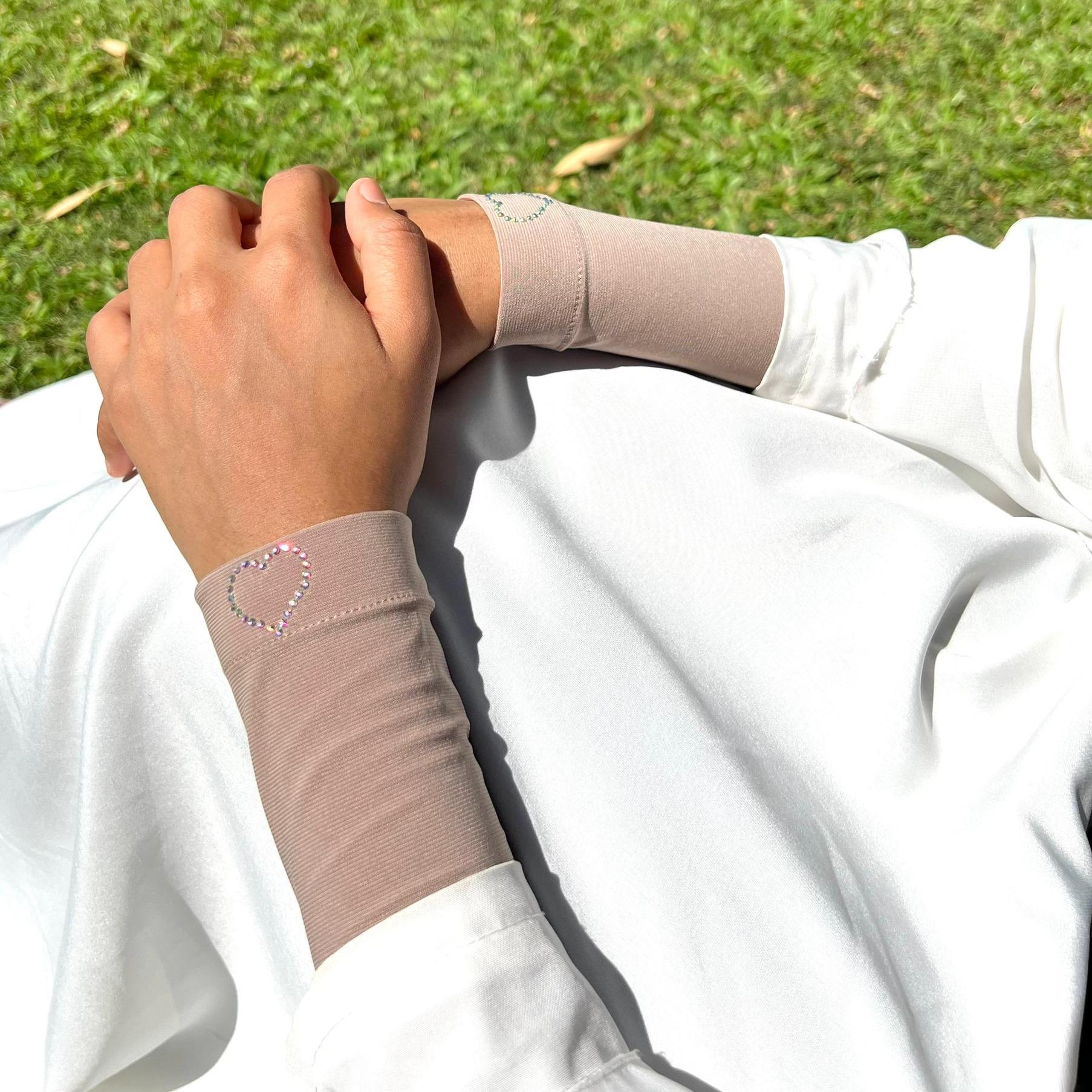 HANDSOCKS LUNARA (edisi raya 2026)