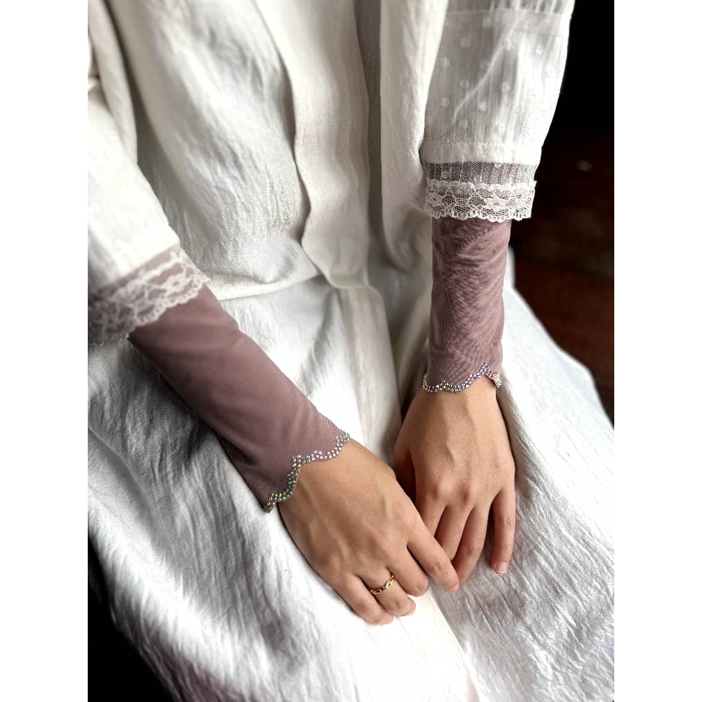 Handsocks Sajeeda Muslimah Berbatu Sejuk Cantik Panjang Lycra Premium Plus Size Nurbella Women