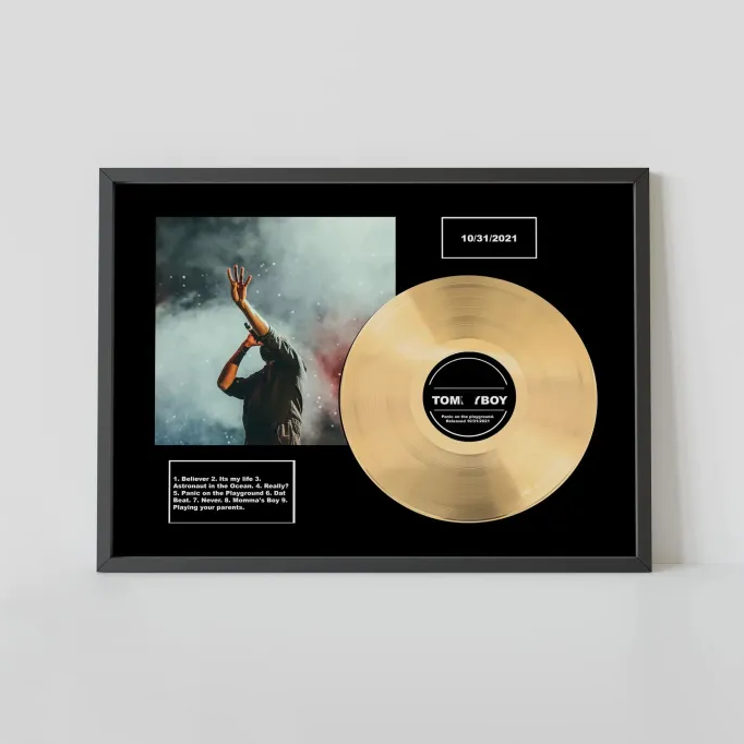 Gepersonaliseerde Gouden Vinyl Muziekdecoratie, Met Foto En Naam, Klik Om Af Te Spelen, Geen Telefoon Nodig, Perfect Voor Stellen Op Valentijnsdag. - minebricknl
