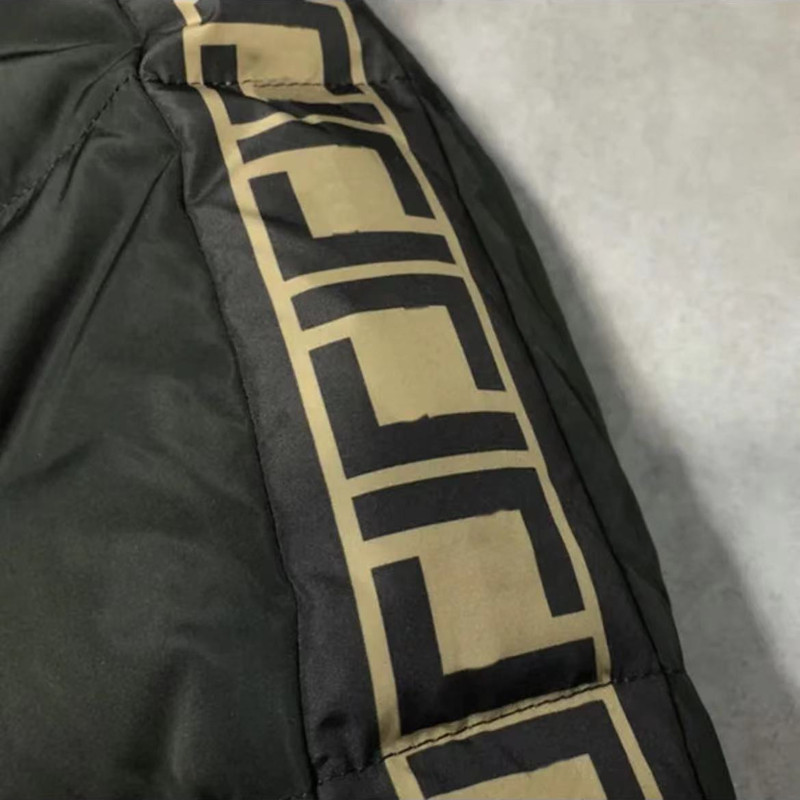 メンズダウンジャケットデザイナーダウンジャケットデザイナーダウンジャケット冬のファッションレターウォームメンズアウトドアカジュアルウインドプルーフカップルの同じジャケット