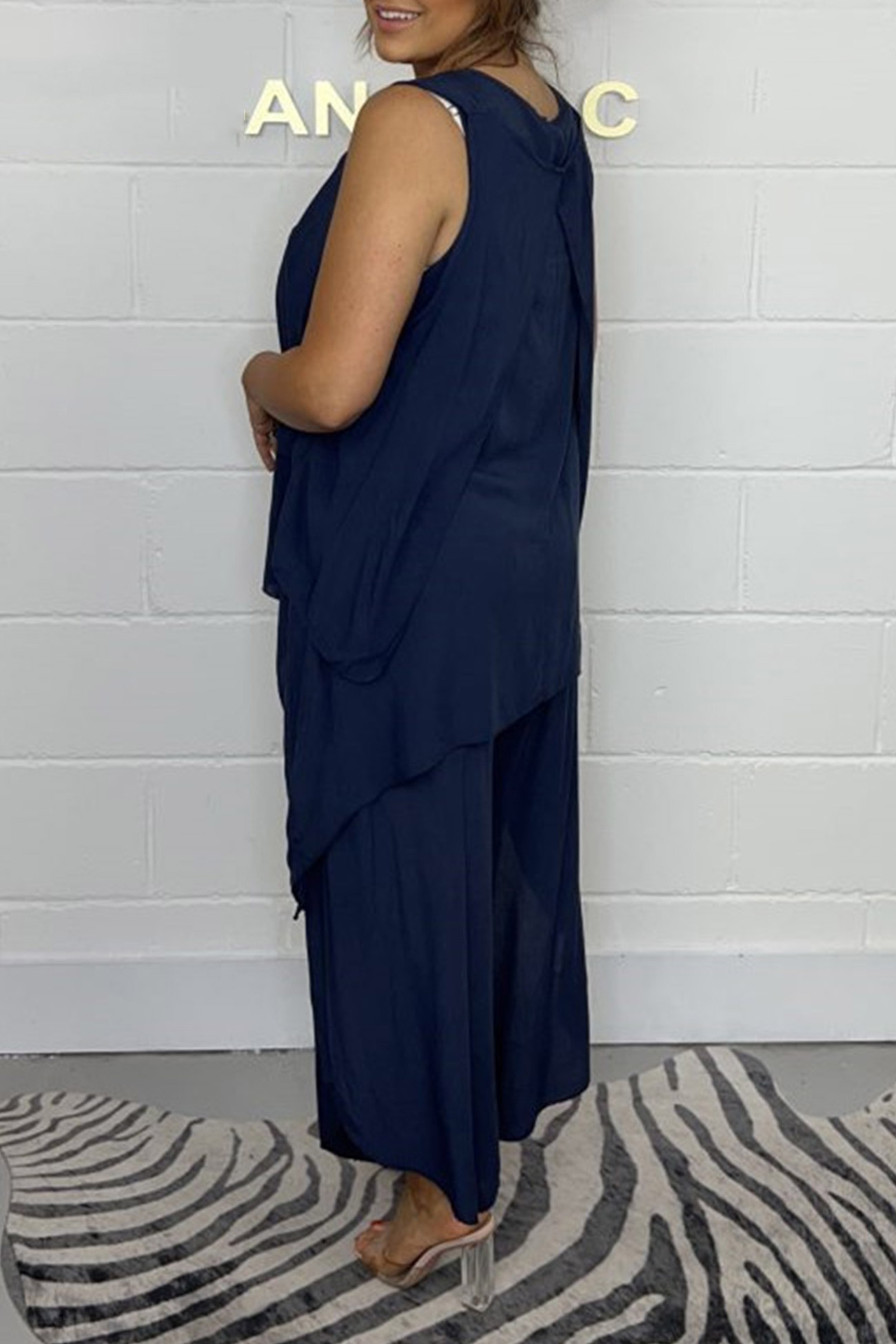 Solid Color Irregular Three-piece Outfit