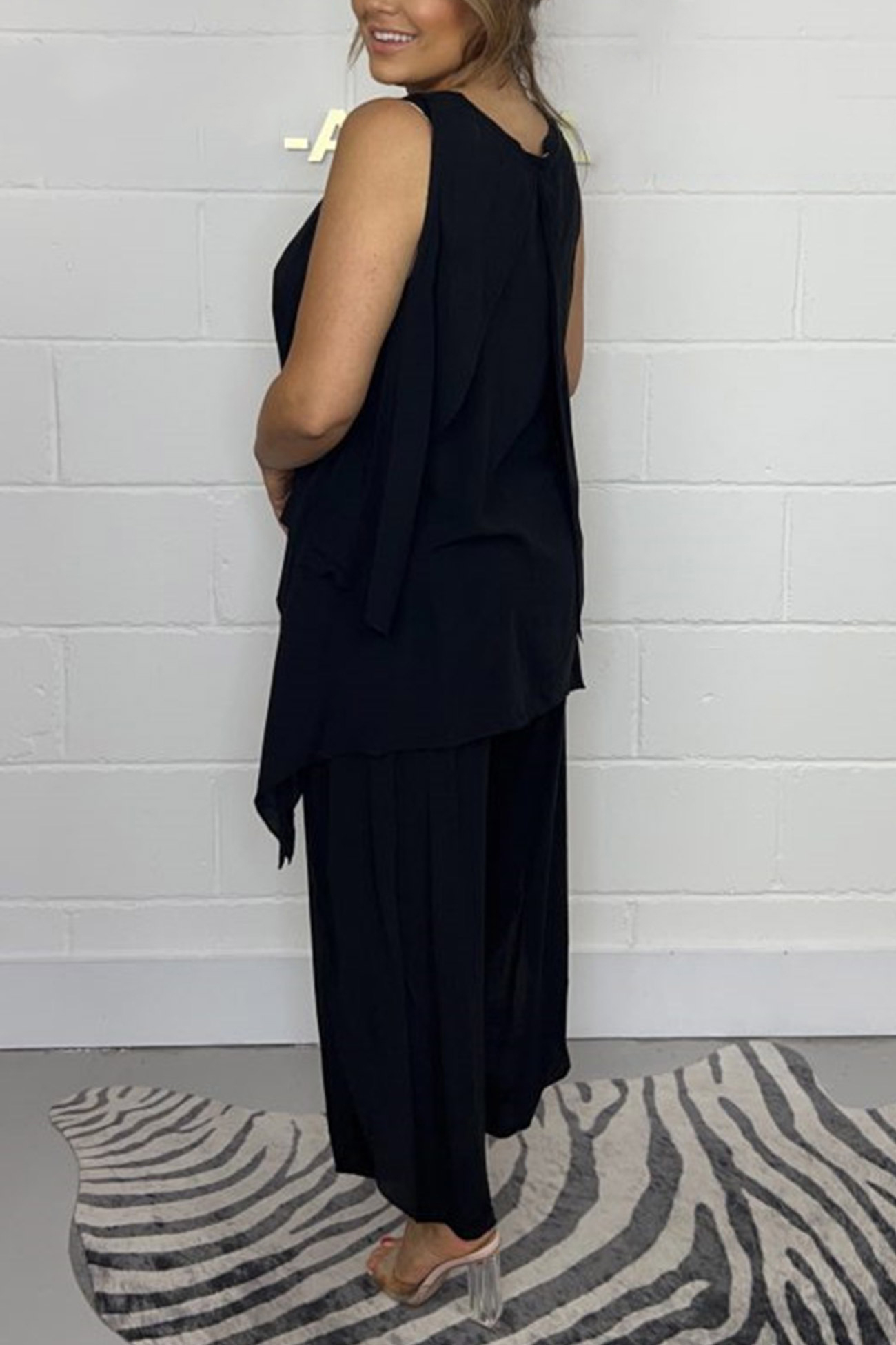 Solid Color Irregular Three-piece Outfit