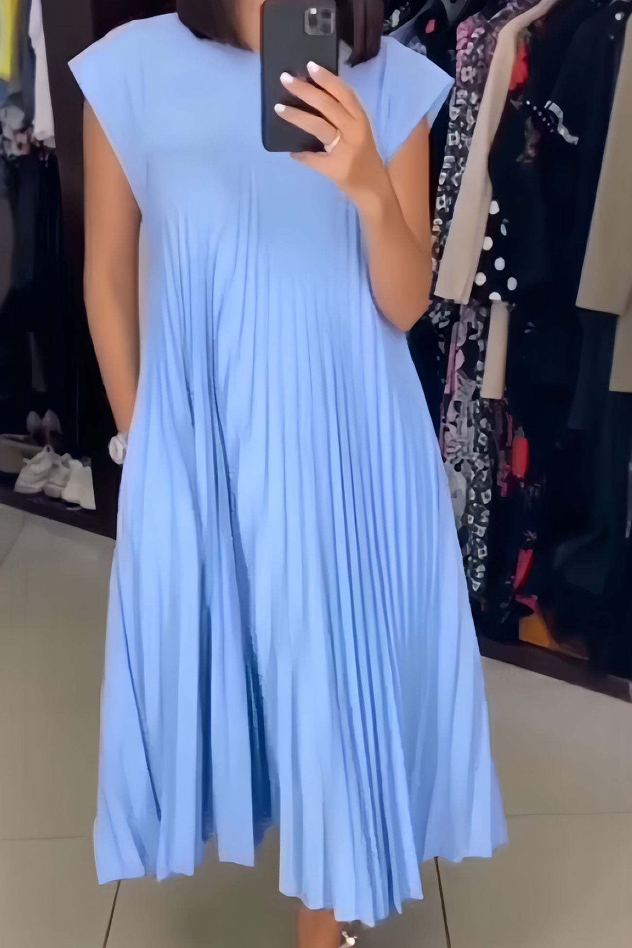 Crew Neck Cap Sleeve Pleated Dress