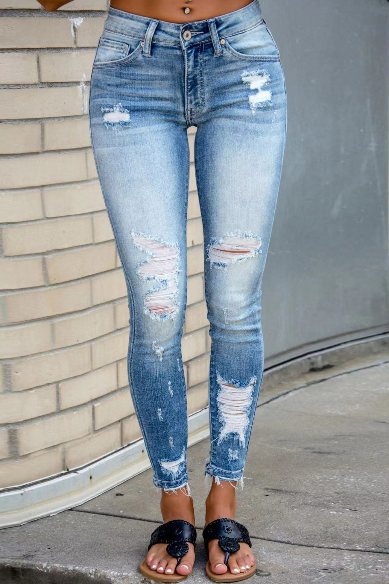 Distressed Mid-rise Bodycon Jeans