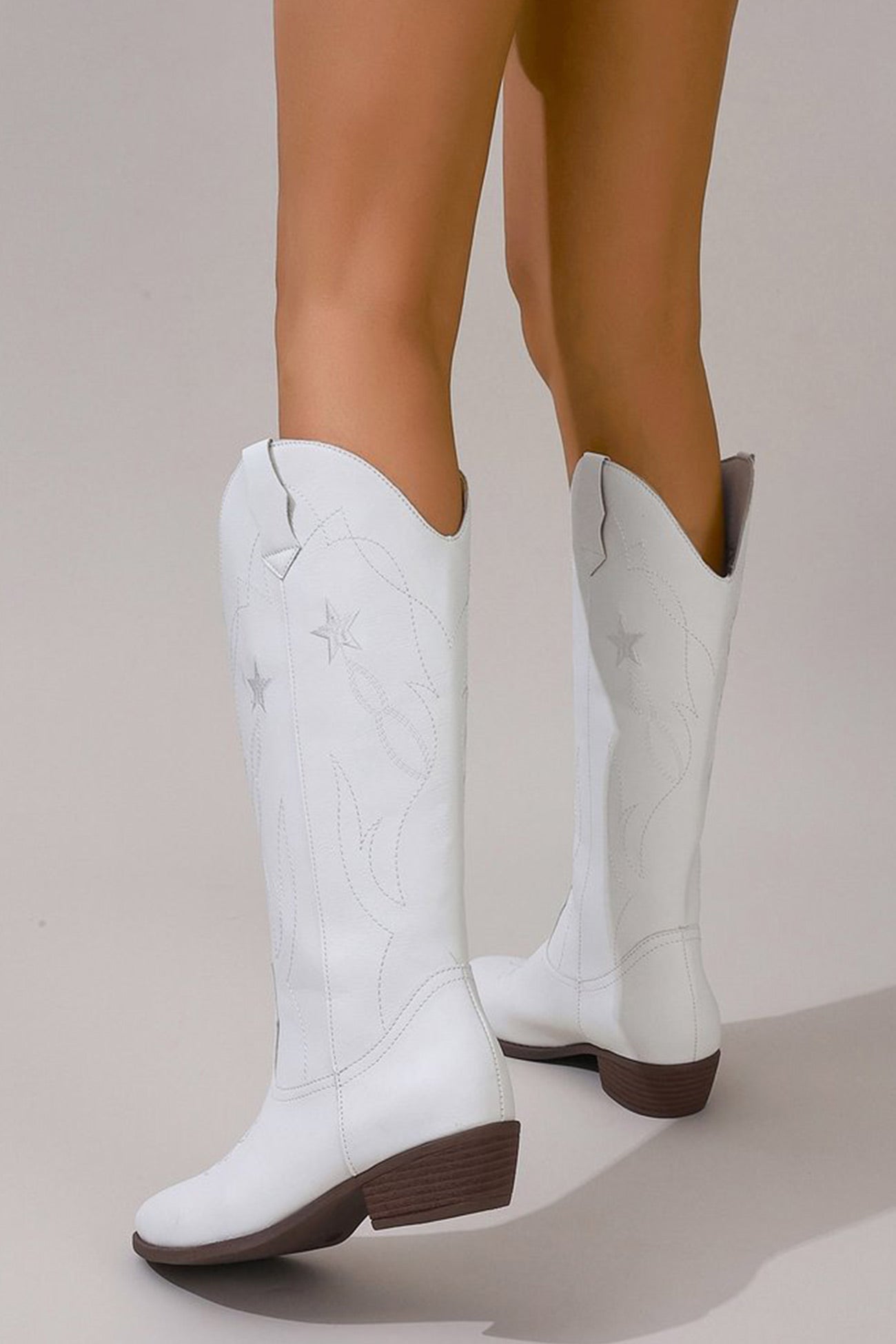 Pentagram Embroidered Chunky Heel Western Boots