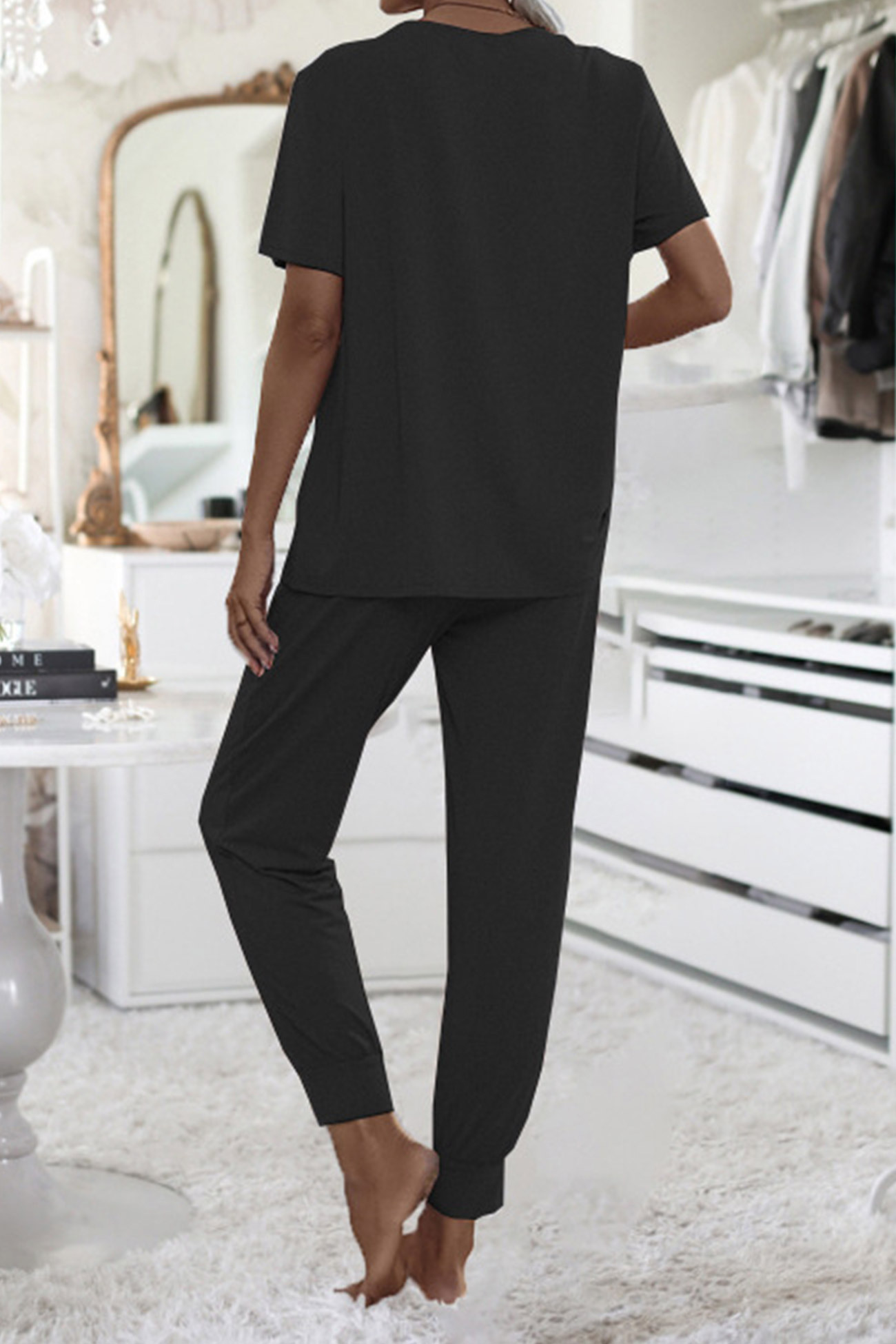 Short Sleeve T-shirt Sweatpants Set