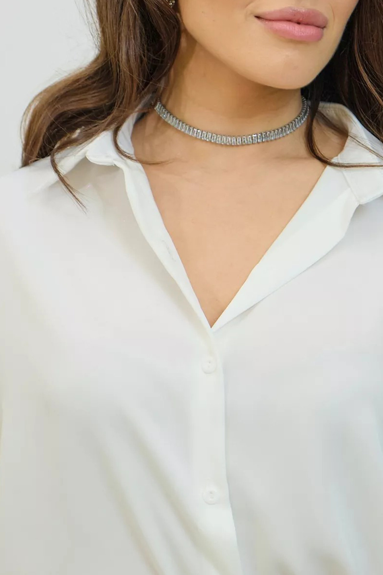 Solid Color Slim Fit Blouse