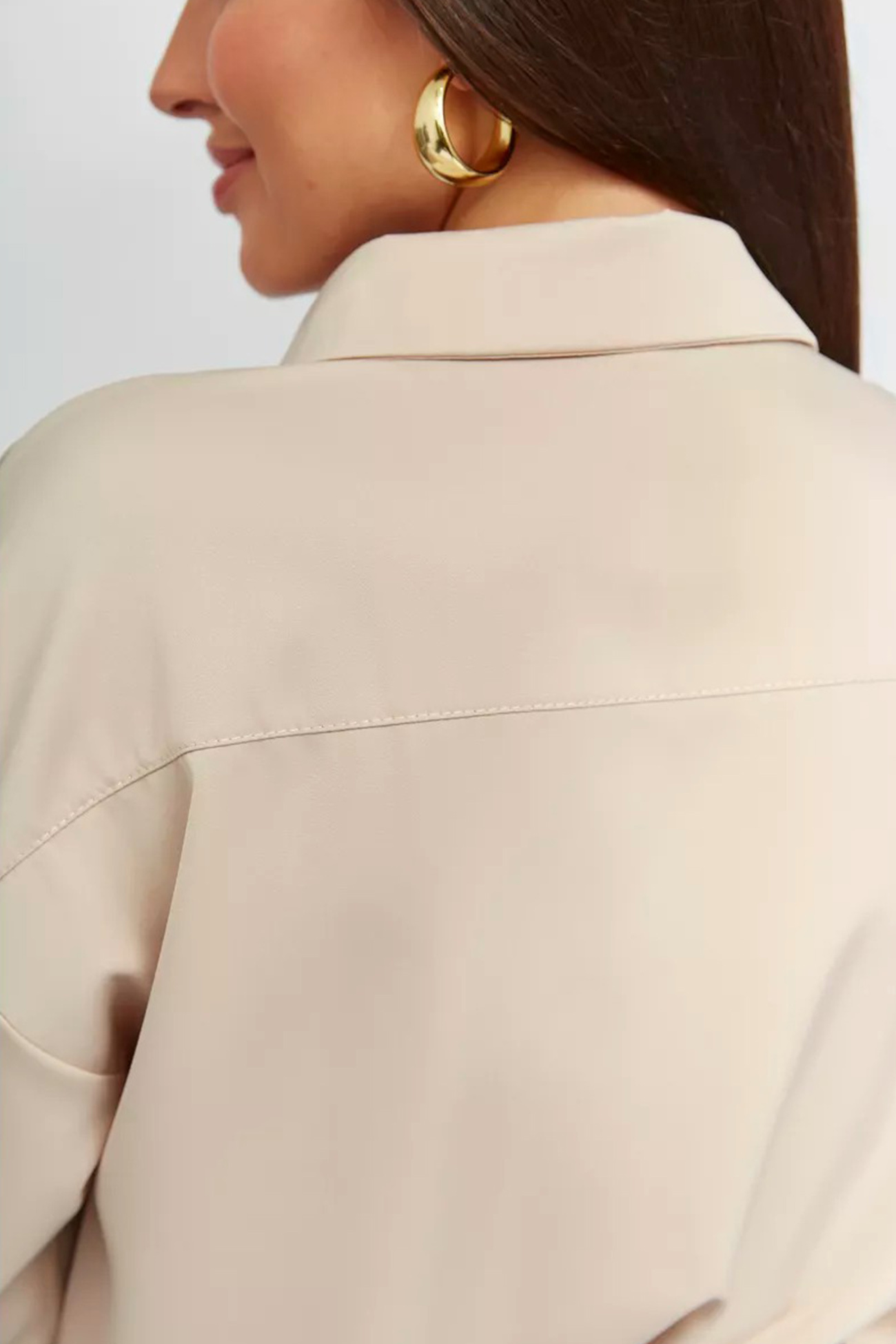 Solid Color Slim Fit Blouse
