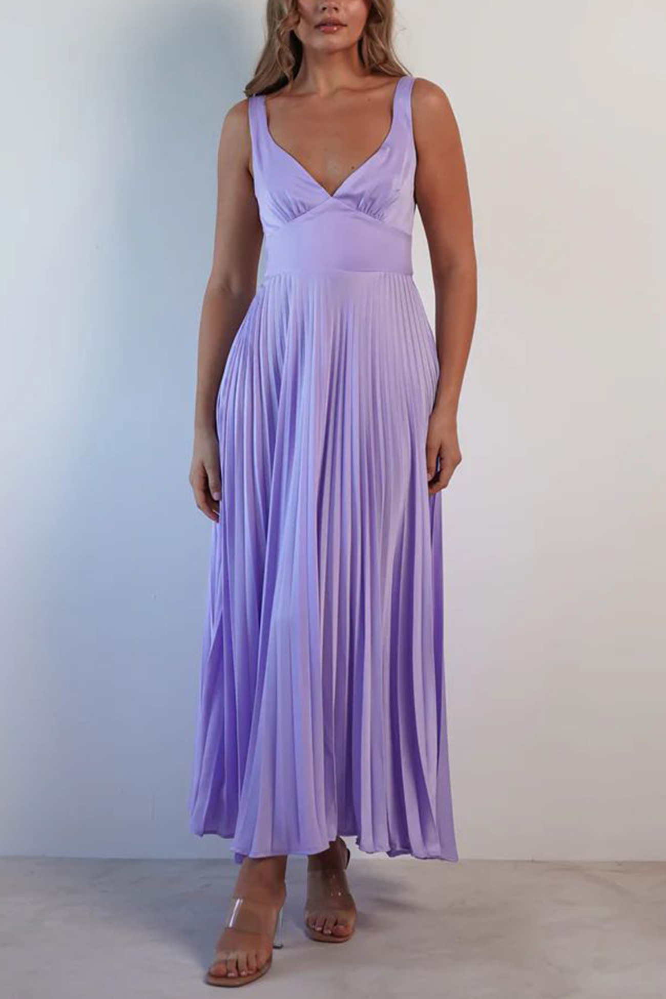 V Neck Backless Pleated Midi Dress