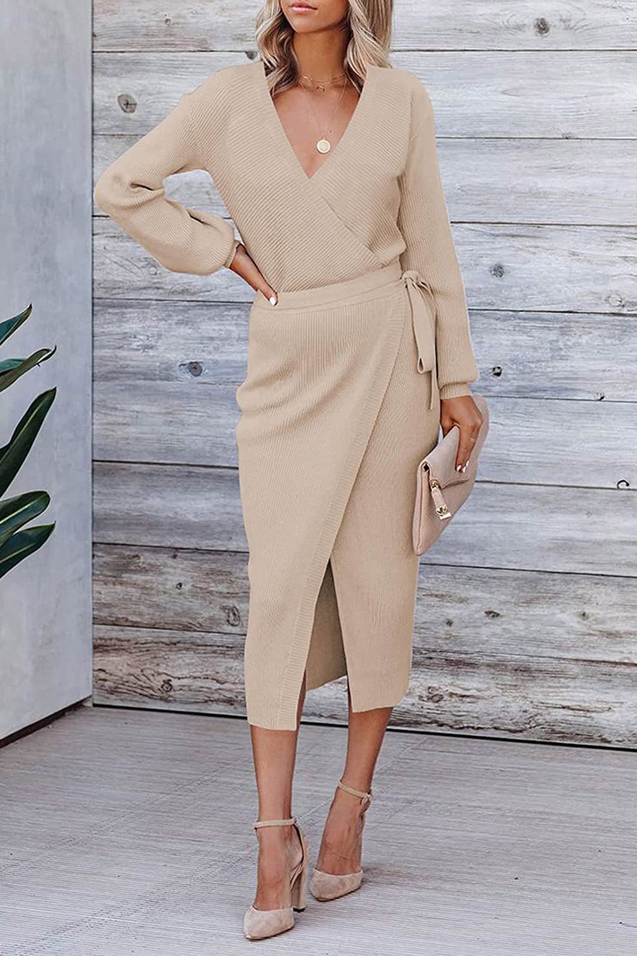 V Neck Tie-waist Slit Knit Dress