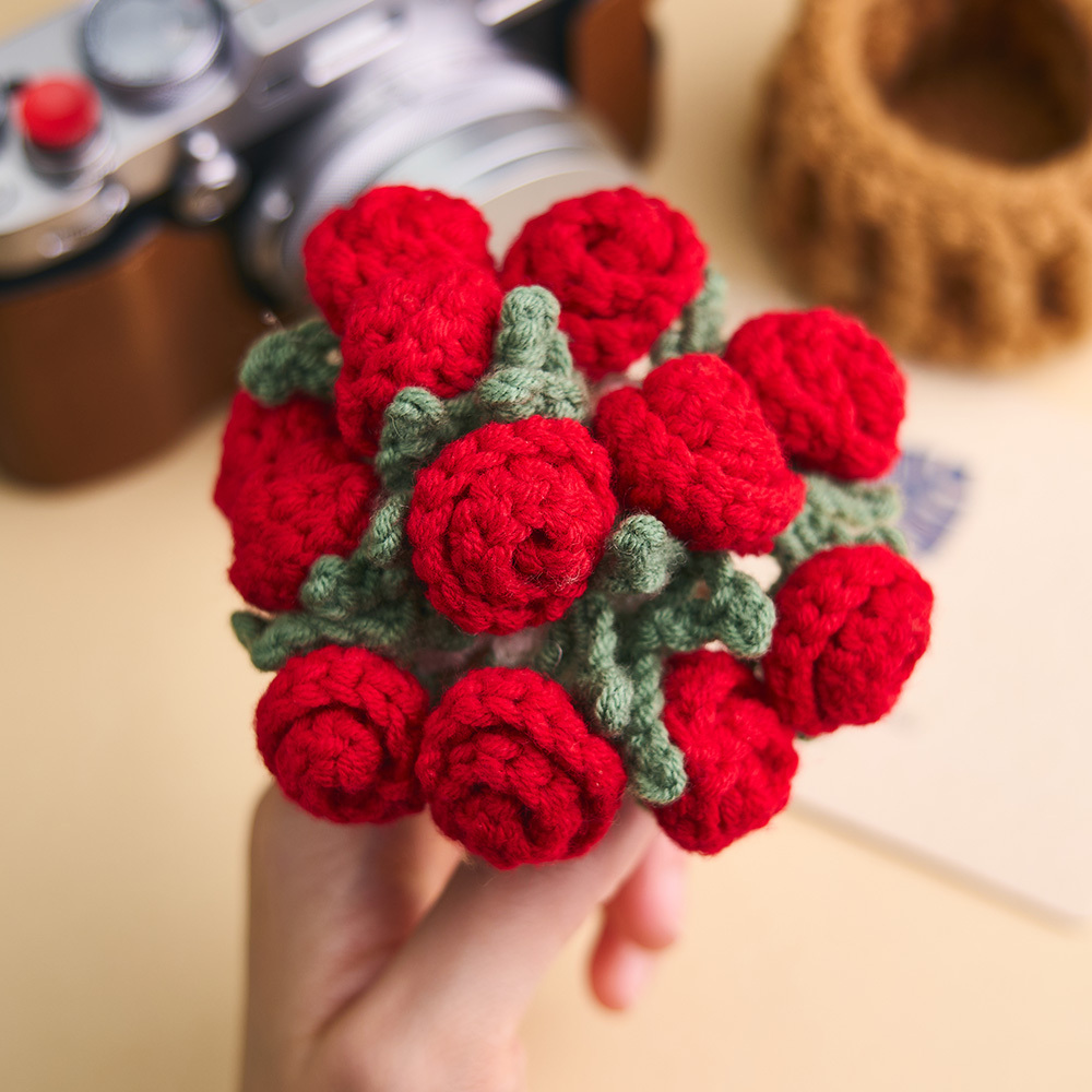Mother's Gifts Handmade Crochet Rose Bouquet Coaster Set Transformable Floral Coaster & Home Decor Unique Eco-Friendly Gift