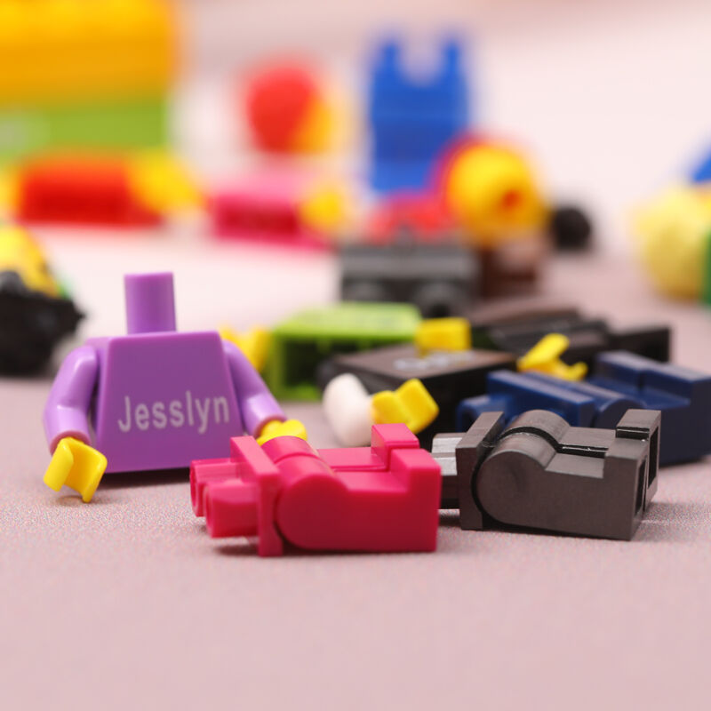 Benutzerdefinierte Minifiguren, Personalisierte Paar-blockfiguren Mit Optionalem Zubehör, Romantisches Geschenk Für Freund - ihrenamenskettede