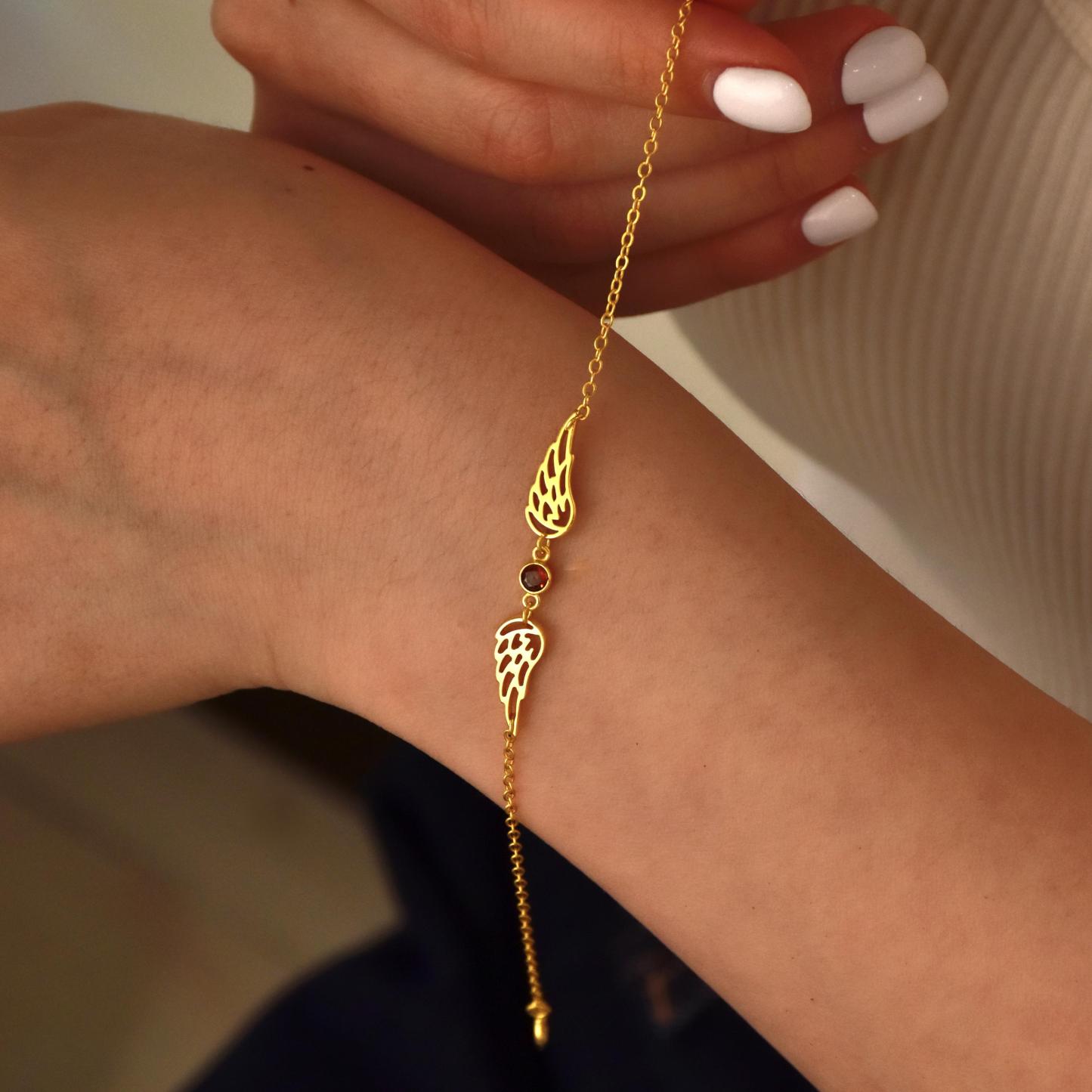 Personalisiertes Geburtsstein-engelsflügel-armband Mit Individuellem Geburtsmonats-edelstein, Verstellbares Armband Mit Schutzengelflügel Und Geburtsstein-anhänger - namenecklacede