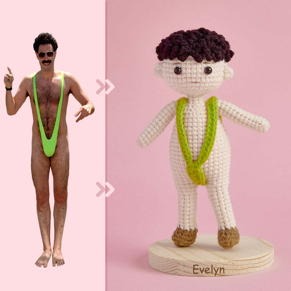 Ganzkörper Anpassbare 1-personen-häkelpuppe, Personalisierte Geschenke, Handgewebte Minipuppen – Lustiger Mann-bikini - ihrenamenskettede