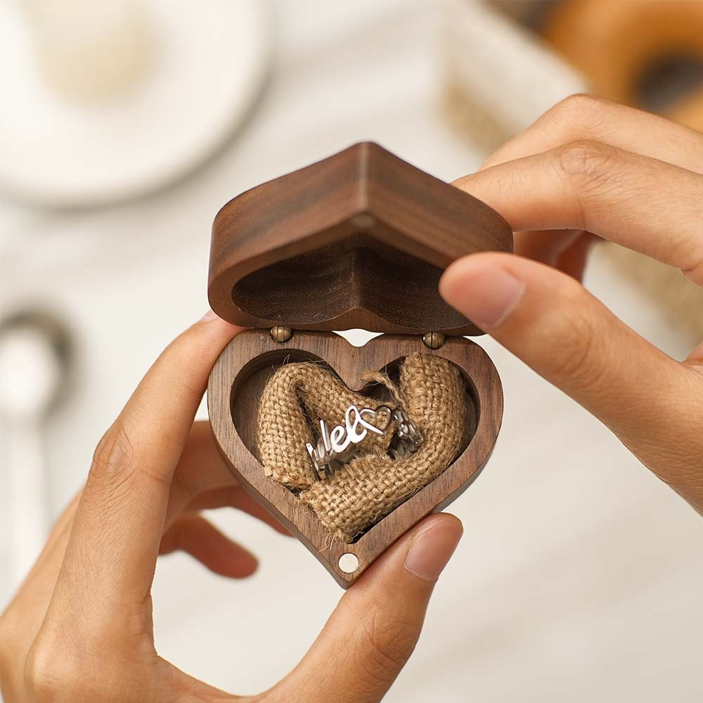 Gravierte Ringbox Für Die Hochzeit Personalisierte Herzförmige Ringbox Für Heiratsanträge - ihrenamenskettede