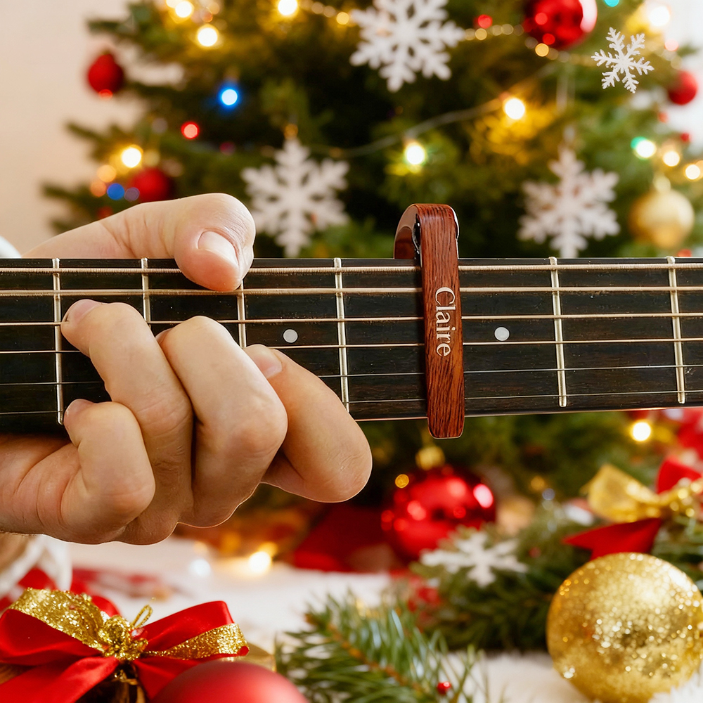 Personalisierter Gitarren-capo Aus Metall Mit Holzmaserung, Individueller Botschaft, Graviertem Plektrum, Geburtstagsgeschenk, Vatertagsgeschenk Für Gitarristen - namenecklacede