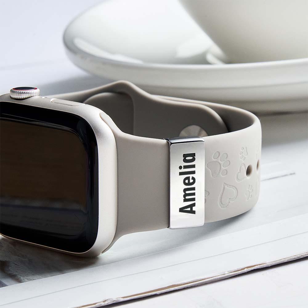 Personalisierter Apple Watch Charm Mit Namen - Personalisiertes Armband-accessoire, Gravierter Schmuck, Geschenk Für Teenager, Luxuriöser Edelstahl-charm, Strumpffüller - namenecklacede