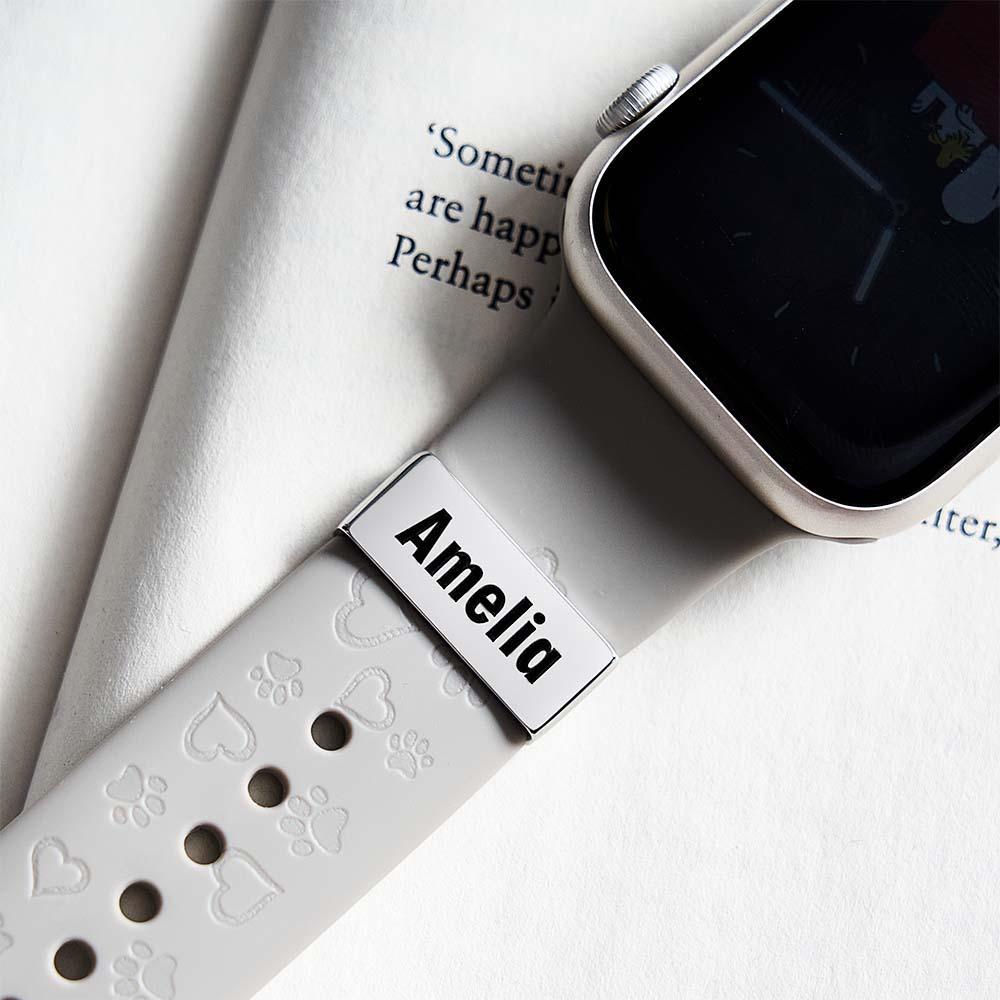 Personalisierter Apple Watch Charm Mit Namen - Personalisiertes Armband-accessoire, Gravierter Schmuck, Geschenk Für Teenager, Luxuriöser Edelstahl-charm, Strumpffüller - namenecklacede