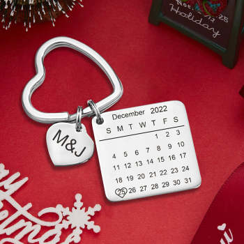 Weihnachtsgeschenk, Individuell Gravierter Kalender-schlüsselanhänger, Herz-schlüsselanhänger, Save The Date-schlüsselanhänger - ihrenamenskettede