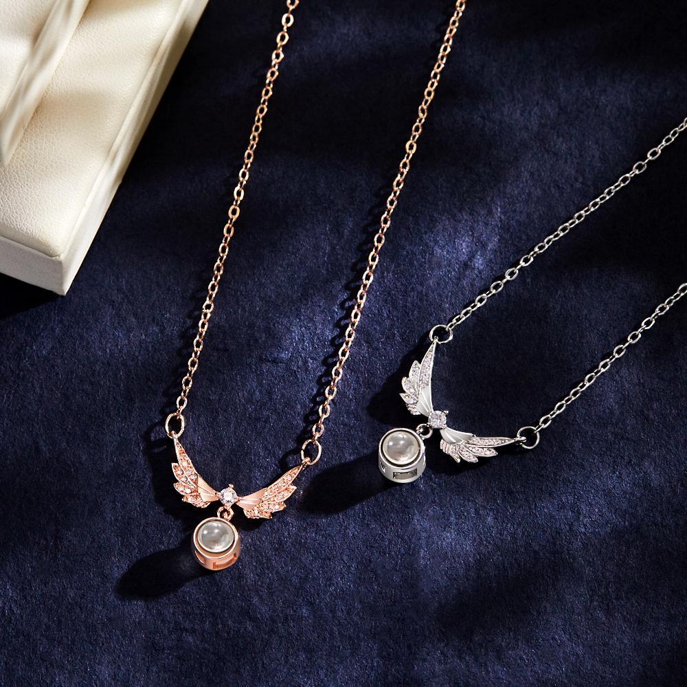 Personalisierte Foto-Projektionskette Engelsflügel Anhänger Halskette Geschenk für sie - NameNecklace
