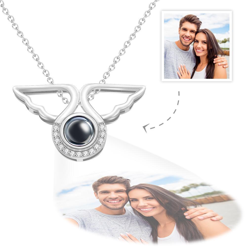 Personalisierte Foto-Projektionskette mit Engelsflügel-Anhänger - kreatives Geschenk - NameNecklace