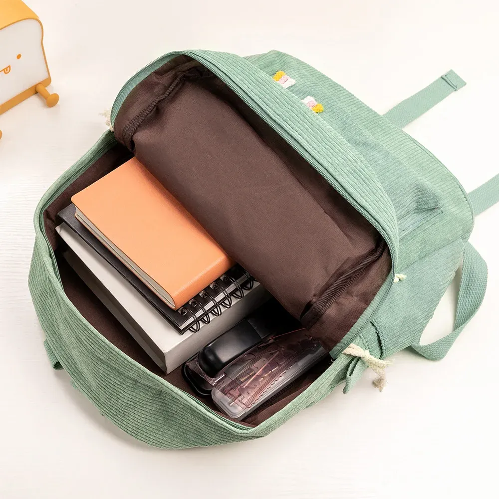 Personalisierter Cord-rucksack Mit Geflochtenem Blumenmuster Und Regenbogen-namensmotiv Für Kinder Und Kleinkinder – Ideal Als Geschenk Zum Schulanfang, Kindergarten Oder Geburtstag Für Jungen Und Mädchen. - namenecklacede