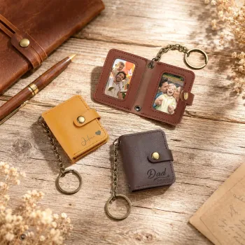 Personalisierter Mini-Fotoalbum-Schlüsselanhänger Aus Leder, Personalisierter Foto-Leder-Schlüsselanhänger, Mini-Bilderhalter, Geschenk Für Mama, Papa - namenecklacede