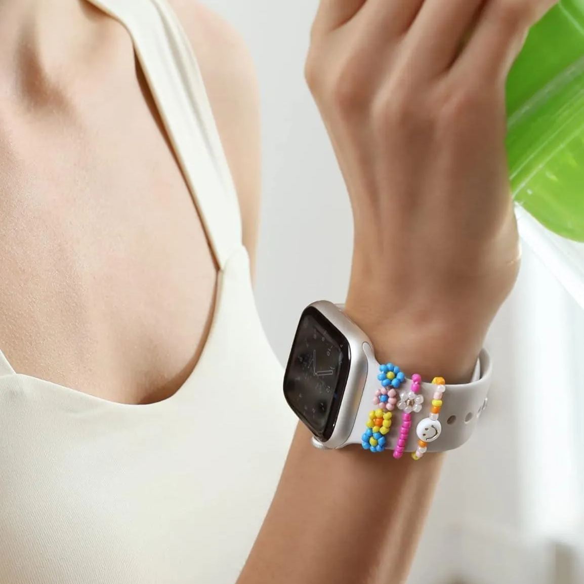 Perlen-uhrenarmband-anhänger, Kompatibel Mit Uhren 38/40/41/42/44/45/49 Mm, Süße Perlen, Dekorative Ringe, Schlaufen, Uhrenzubehör Für Die Iwatch-serie 8/7/6/5/4/3/2/1 (armband Nicht Im Lieferumfang Enthalten) - namenecklacede