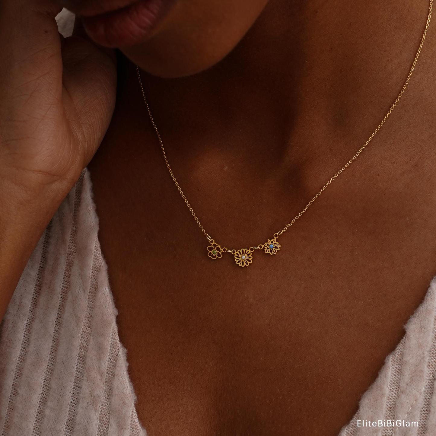 Personalisierte Geburtsblumen- Und Geburtssteinkette Mit Familienanhänger - namenecklacede