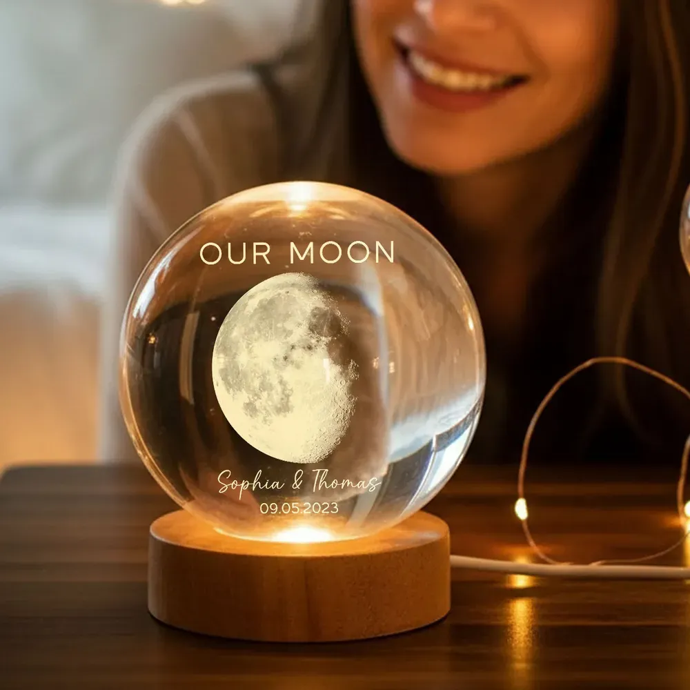 Personalisierte Kristallkugel-led-nachtlampe „unser Mond – Besonderer Tag" – Individuelle Mondphasen-nachtlampe Für Paare – Romantisches Geschenk Zum Jahrestag – Valentinstagsgeschenk - namenecklacede
