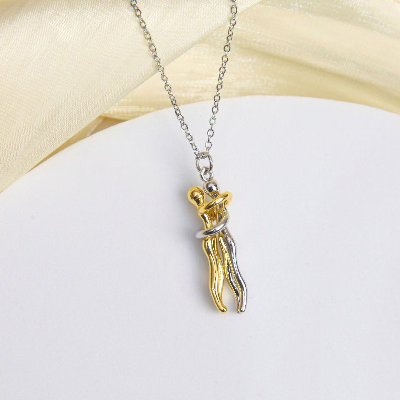 Embrace Love Pendant Necklace Soulmate Embrace Couple Necklace Forever Together Hug Pendant Necklace Thoughtful Gift for Couples