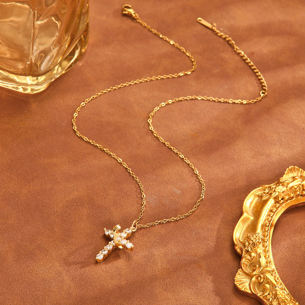 Sparkling Spin Cross Necklace Dazzling Rotatable Crown Cross Necklace De-Stress Necklace