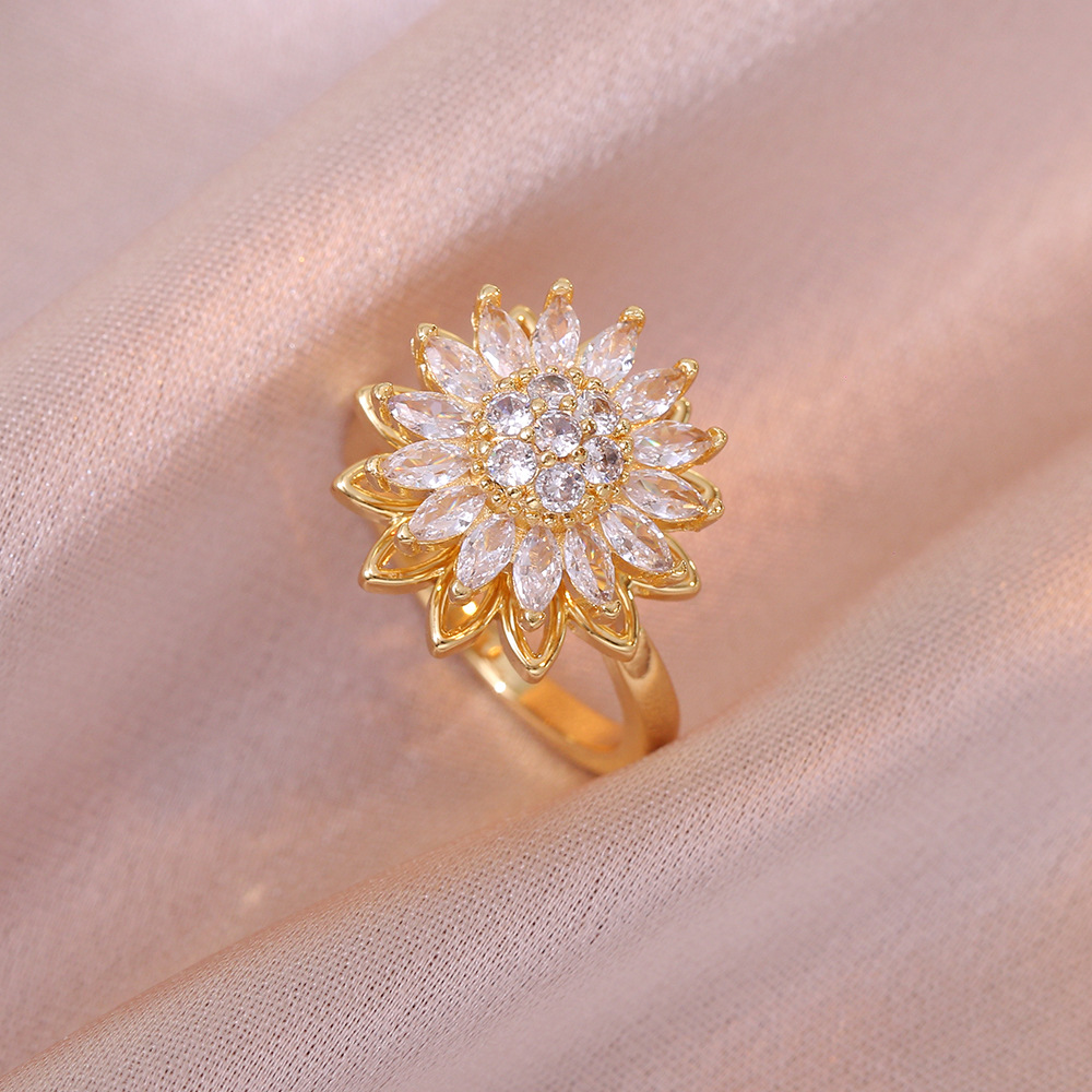 Elegant Sunflower Spinner Ring for Women Sparkling Zircon Anxiety Fidget Jewelry Adjustable Stress Relief Sunflower Ring 